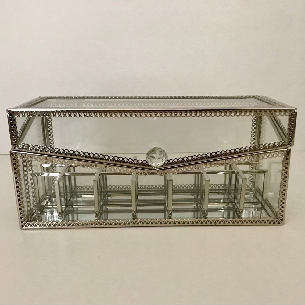 Lipstick Storage Container